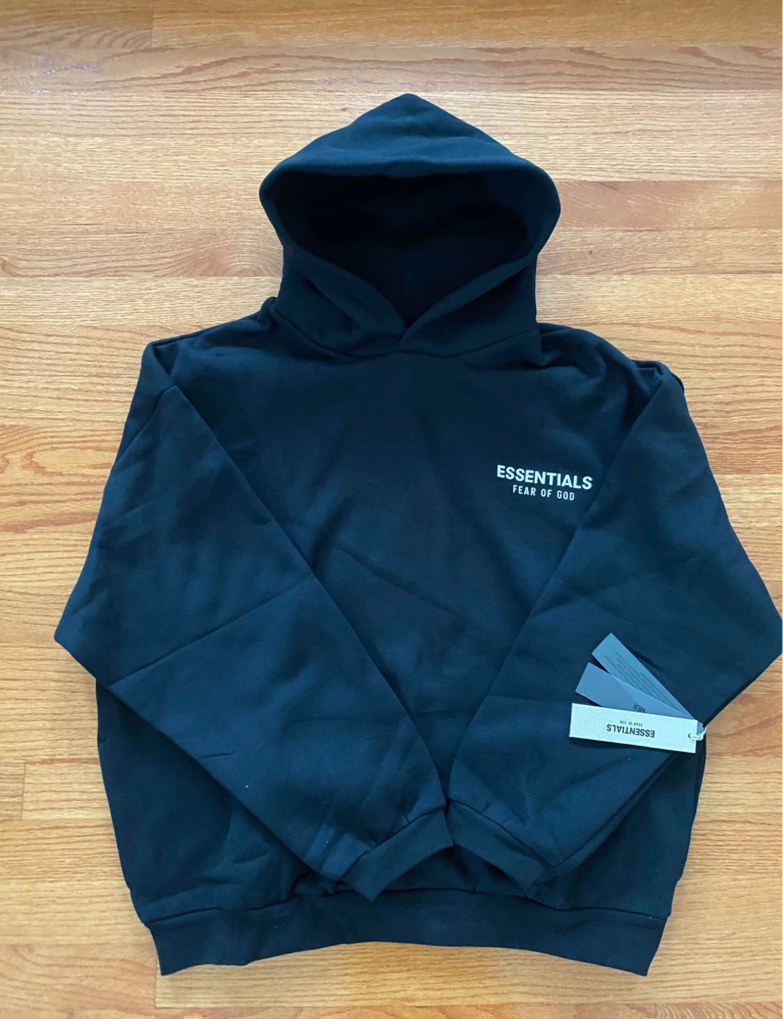 VENDORGATE “Essential Hoodie”